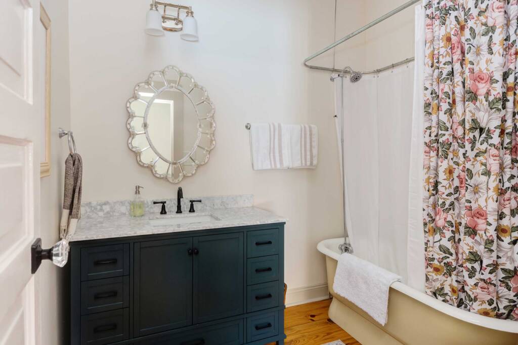 Historic Bungalow Queen guest bath after