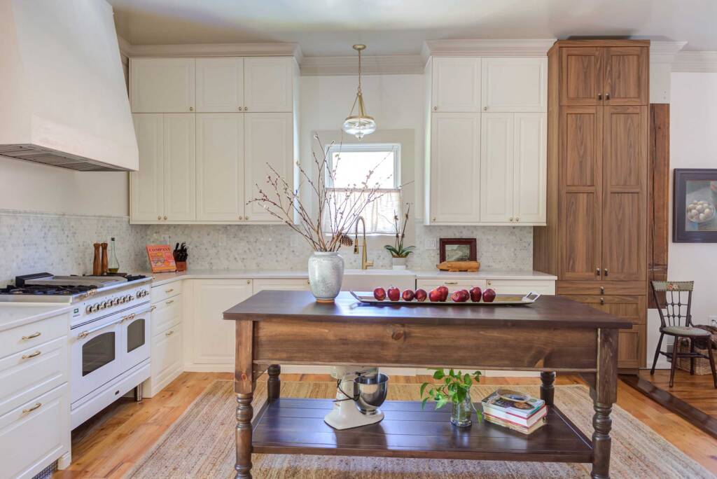 Historic Bungalow Queen kitchen after